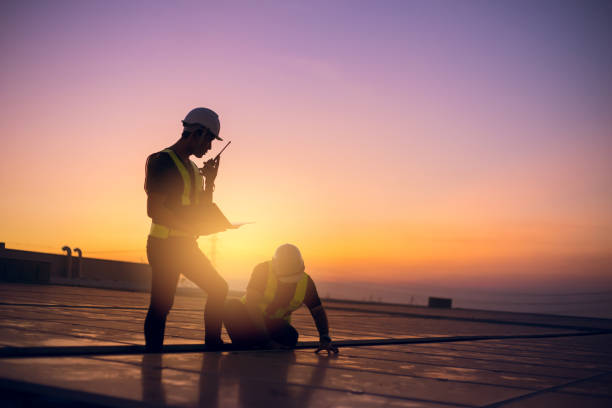 Best Storm Damage Roof Repair  in Lindenhurst, IL
